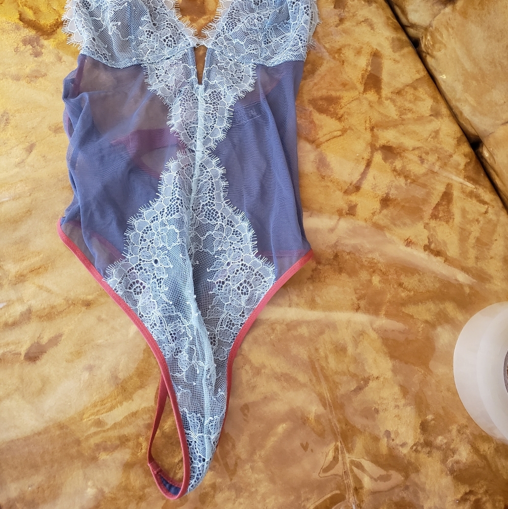 Nwt Victoria secret 1 pcs xs